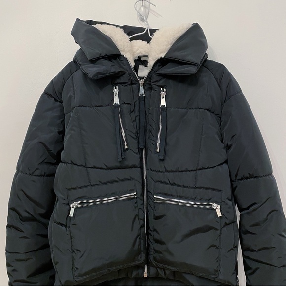 Avec Les Filles Hooded Puffer Jacket Utility Black Faux Fur Gorpcore
Winter Coat - Picture 9 of 16